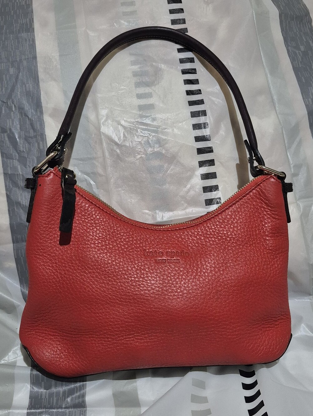 Y2K Vintage Kate Spade Red Pebbled Leather Shoulder Bag with Dark Brown Handle